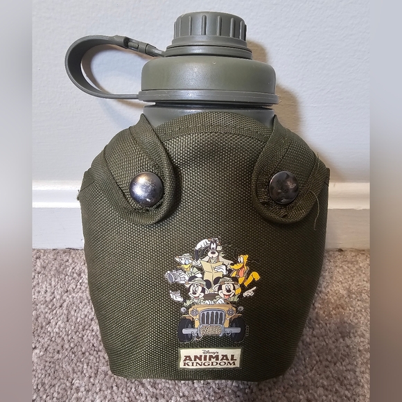 Disney Parks Animal Kingdom Mickey & Friends Safari Canteen 8" w Canvas Cover - Picture 1 of 9